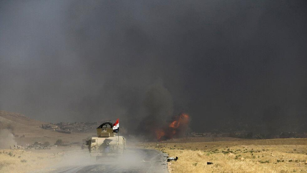 خبرنگاران ارتش عراق مواضع داعش در استان دیاله را هدف قرار داد